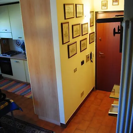 Tipica Mansarda Valle D'aosta アパート フェーニス